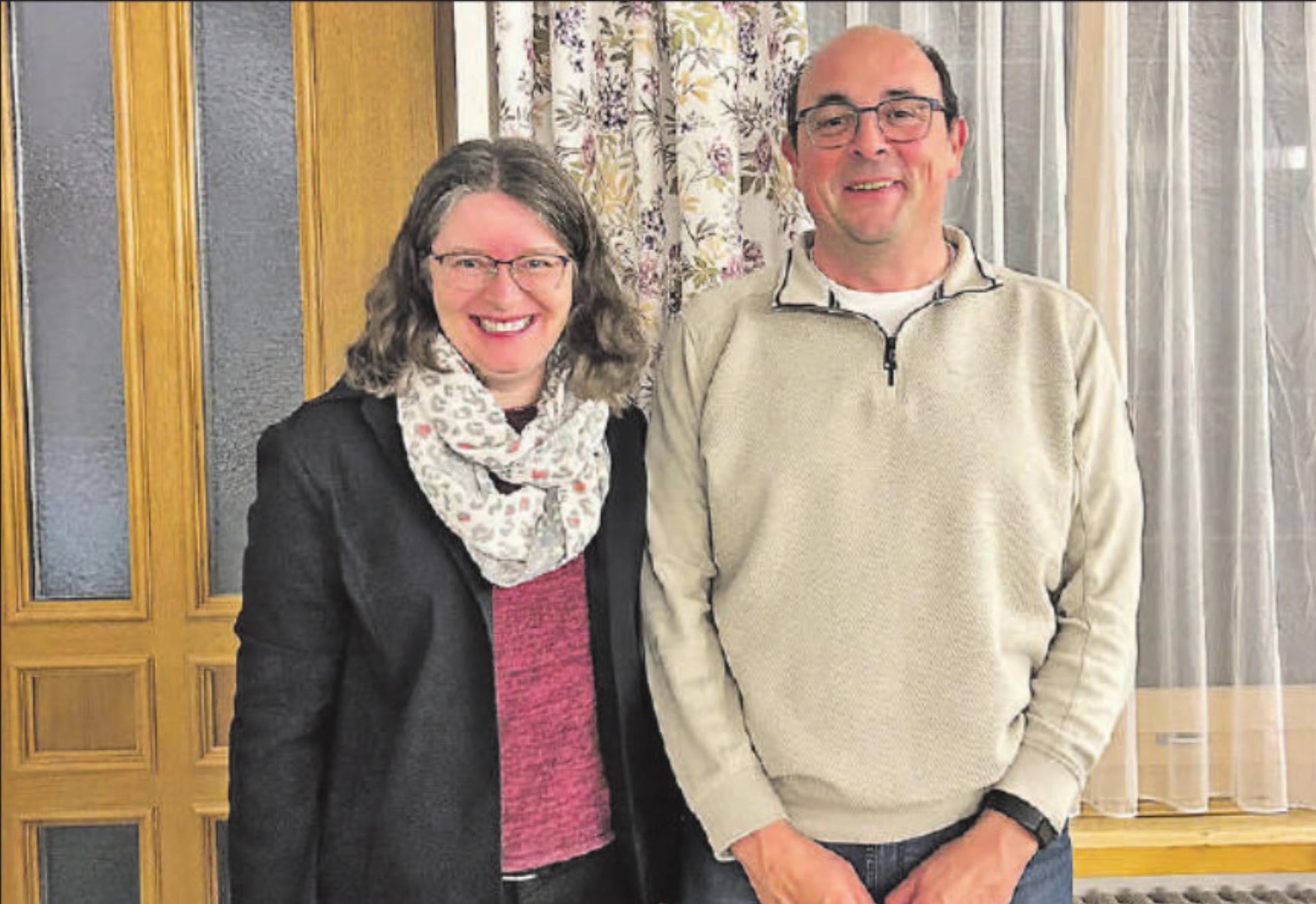 Wurden für 35 Jahre aktives Musizieren geehrt: Die Mitglieder Jolanda Furrer und Patrik Schifferle. (Bild: zVg.) - Das Bild wird blockiert. – Möglicherweise durch einen aktiven Adblocker.