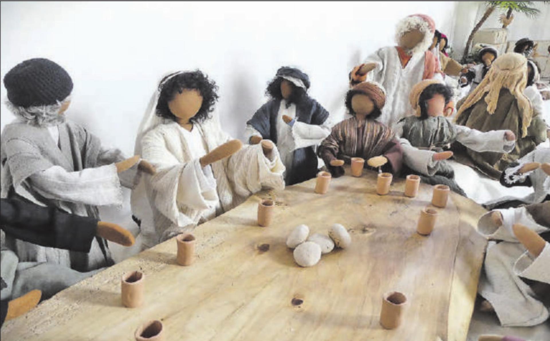 Das letzte Abendmahl wird mit den liebevoll gestalteten Figuren bildlich dargestellt. (Bild: zVg.) - Das Bild wird blockiert. – Möglicherweise durch einen aktiven Adblocker.