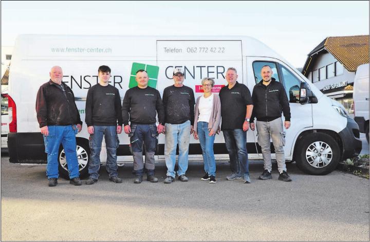 Das kompetente Team der Fenster-Center AG Reinach bietet massgeschneiderte Lösungen auch für Ihren Umbau. (Bilder: Remo Conoci)
