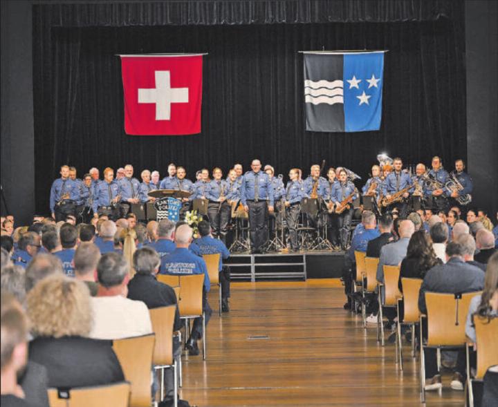 Im feierlichen Rahmen fand die Inpflichtnahme der Polizeilehrgänge statt. (Bild: zVg.)