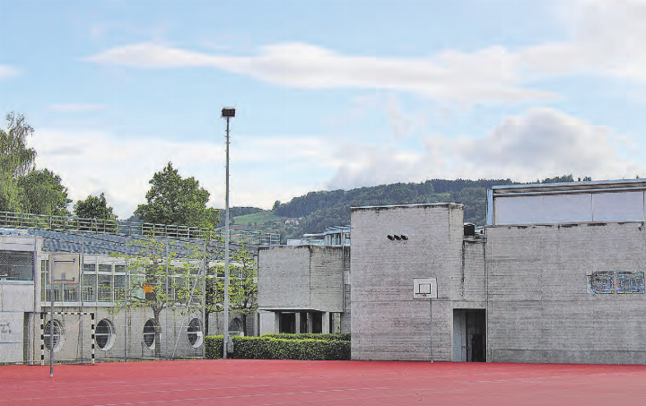 In den Köpfen sehr präsent sind die Sanierung und der Umbau der Schulanlage Eggen, auch wenn diese mit dem aktuellen Budget nicht verknüpft sind. (Bilder: Graziella Jämsä)