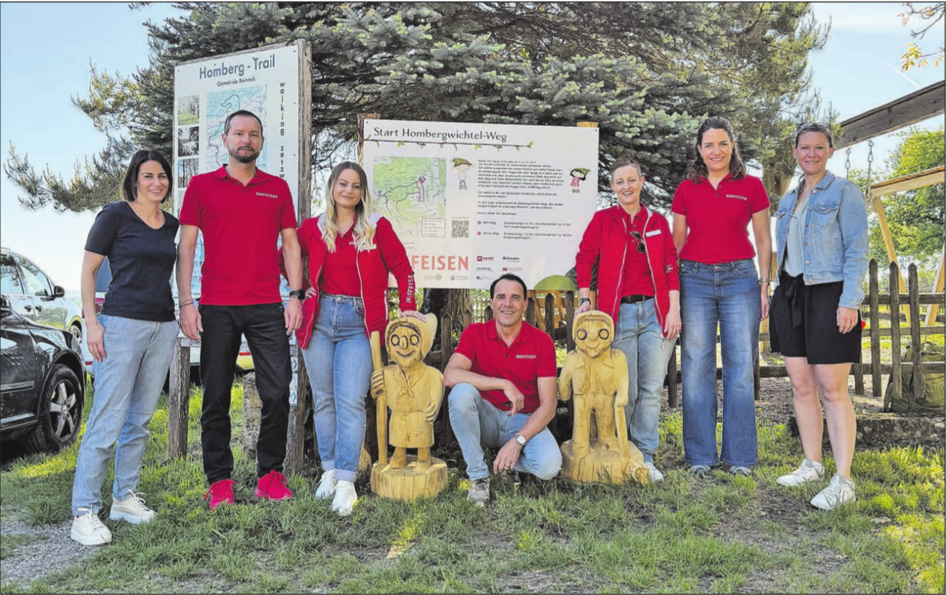 Strahlen um die Wette: Die Initiantinnen und die Vertretung des Hauptsponsors Raiffeisenbank Beromünster. (Bilder: zVg.) - Das Bild wird blockiert. – Möglicherweise durch einen aktiven Adblocker.