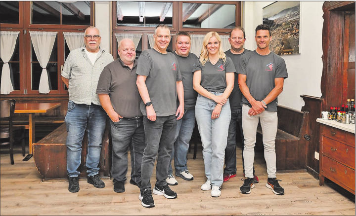 Der Vorstand von Sportpress AG/SO wurde für weitere zwei Jahre wiedergewählt. (Bild: Franz Schefer)