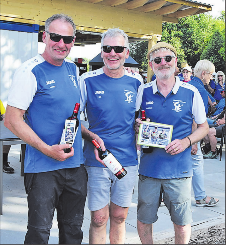 Das Siegerteam vom Pétanque Club Erlinsbach: (v.l.) Bruno Neuhold, Urs Schmid, Christian Neff. (Bild: zVg.)
