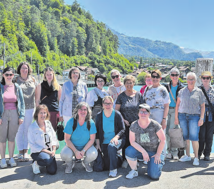 Strahlender Sonnenschein für die Dürrenäscher Landfrauen auf ihrer Reise durch das Berner Oberland. (Bild: zVg.)