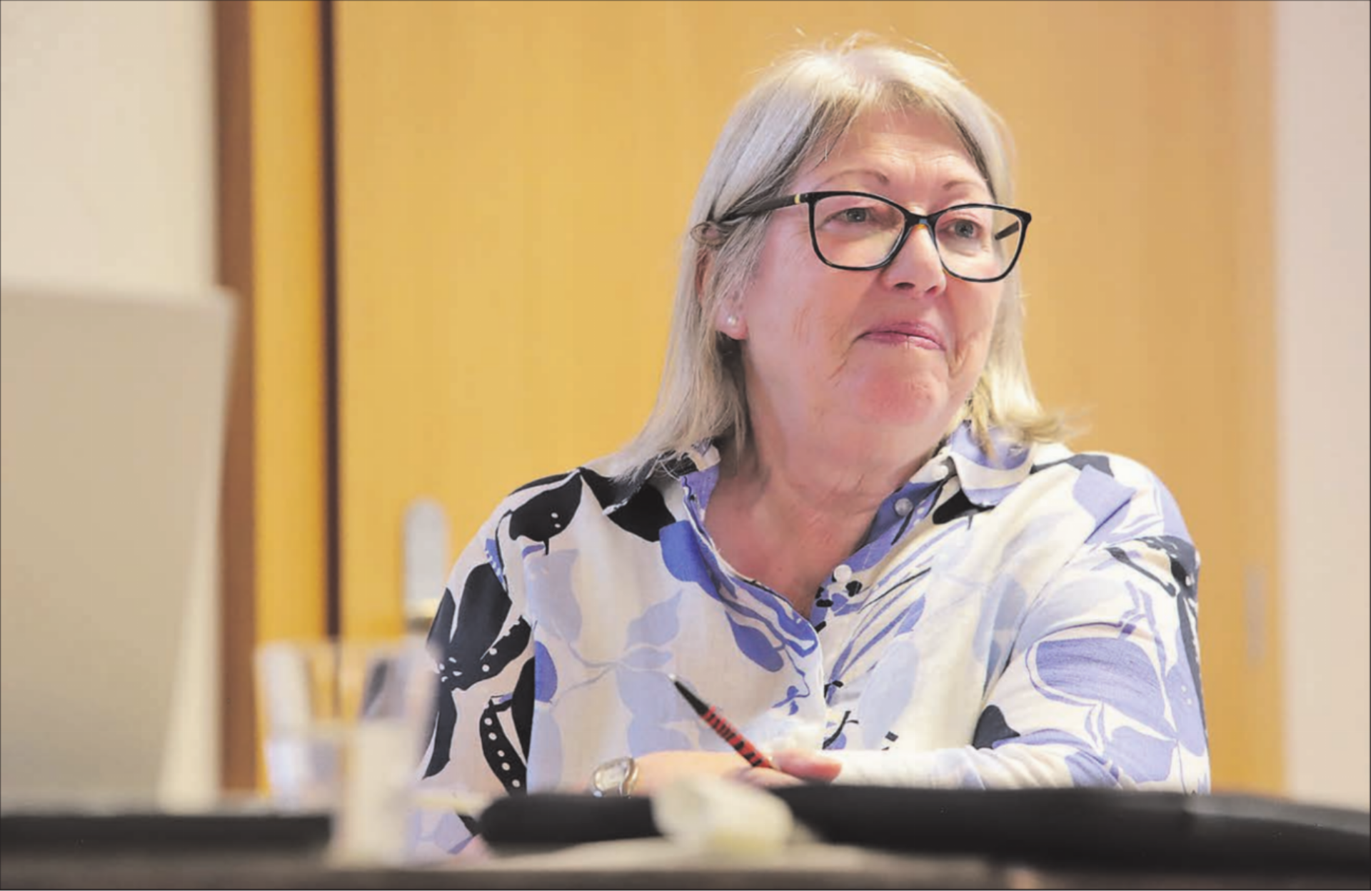 Sie wird das Amt des Gemeindeammanns niederlegen: Hannelore Zingg-Hoffmann während der Gemeindeversammlung in Leimbach am 16. Juni 2026. (Bilder: Remo Conoci) - Das Bild wird blockiert. – Möglicherweise durch einen aktiven Adblocker.