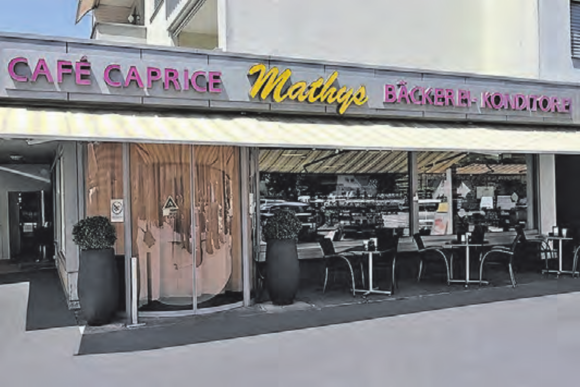Die Gartenwirtschaft des Café Caprice von Beck Mathys in Schöftland. (Bild: rc.) - Das Bild wird blockiert. – Möglicherweise durch einen aktiven Adblocker.