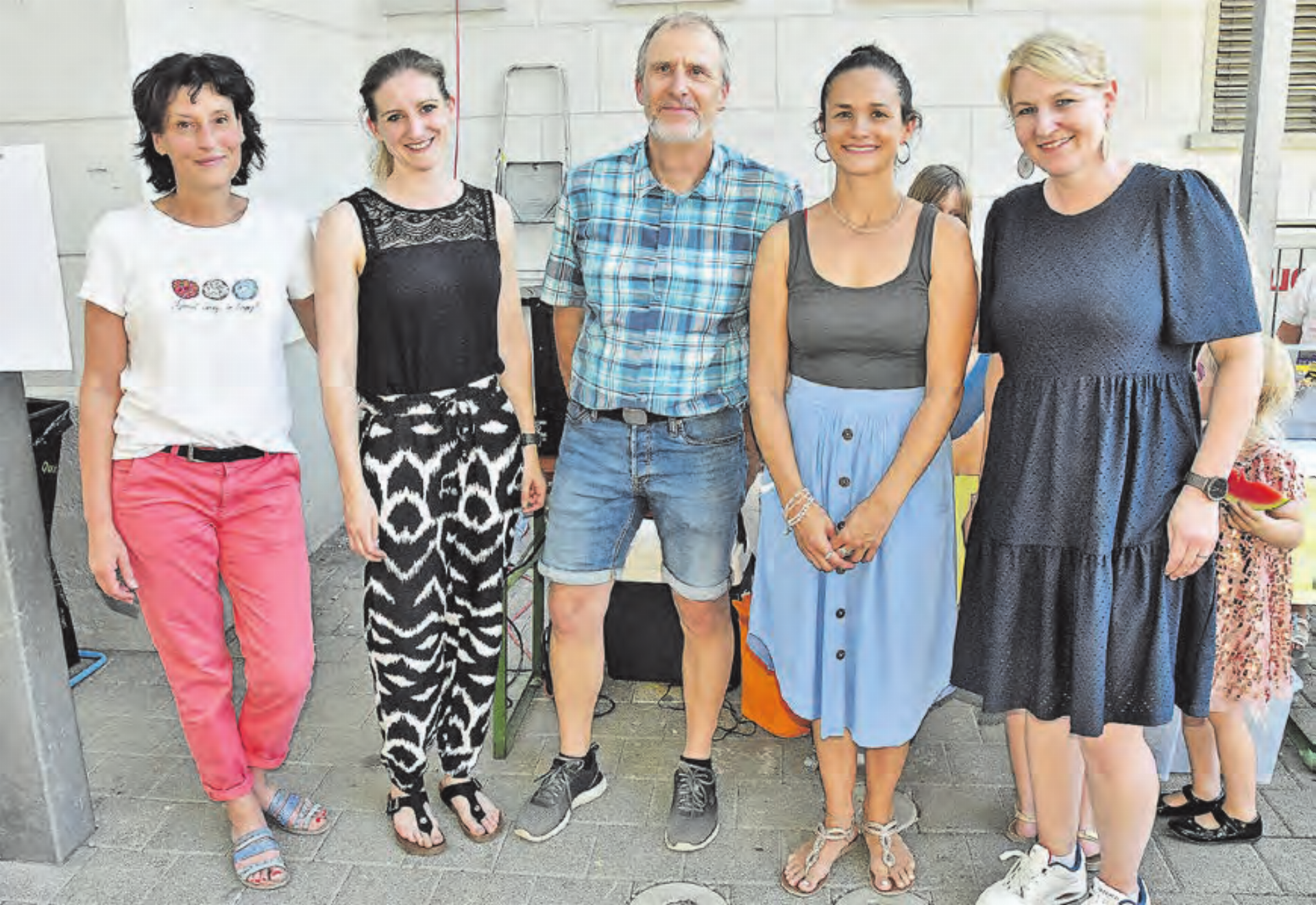 Organisierende Lehrerschaft: Bettina Kohler-Faes, Tanja Schäpper, Schulleiter Philipp Hunziker, Projektleiterin Karin Bühlmann und Eveline Wiederkehr (v.l.) - Das Bild wird blockiert. – Möglicherweise durch einen aktiven Adblocker.