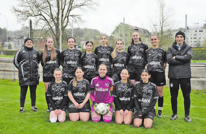 «Quasi-Sommermeister»: Das Damenteam von Menzo Reinach legte eine beeindruckende Rückrunde hin. (Bild: zVg.)