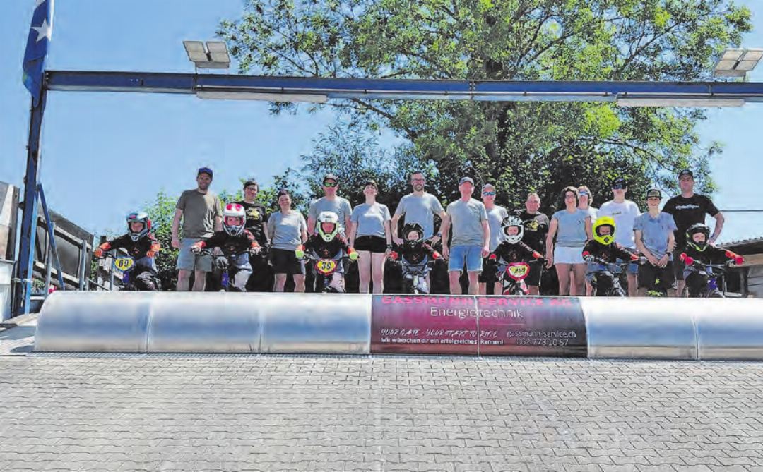 Der BMX-Club Zetzwil sorgte auf der eigenen Rennbahn für eine actionreiche Präsentation. Der BMX-Club Zetzwil sorgte auf der eigenen Rennbahn für eine actionreiche Präsentation.