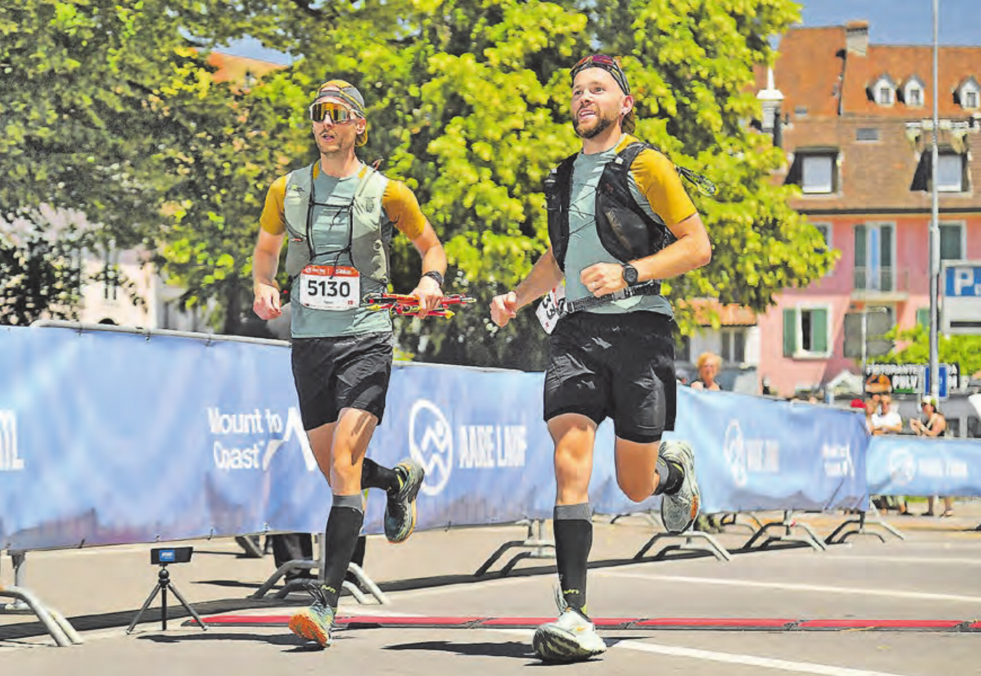 Der «Aaretrail» in Aarau am 14. Juni 2026 über 50 km war der letzte Test: Fabian Hauri und Lukas Morgenthaler (v.l.) bereiten sich auf den Eiger Ultra Trail E250 vor. (Bilder: zVg.) - Das Bild wird blockiert. – Möglicherweise durch einen aktiven Adblocker.