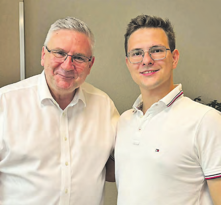 Nationalrat Andreas Glarner und Moderator Timo Stettler (Bild: zVg.)