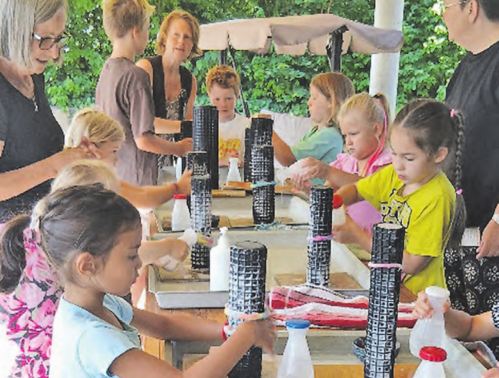 Mit dem bunten Filz konnten die Kinder ihrer Kreativität freien Lauf lassen.