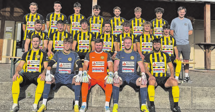 Der FC Gunzwil startet mit neuer Besetzung in die Saison. Hinten v.l.: Dario Bucher, Nino Schumacher, Janis Imbach, Raffael Furrer, Elia Ramundo, Leandro Biasco, Ramon Stirnimann, Dany Bolliger (Trainer). Mitte v.l.: Benjamin Isler, Sandro Koch, Luca Süess, Rafael Borges Lopes, Dustin Gerber, Paco Imbach, Gian Klauser. Vorne v.l.: Marco Rogger, Fabrice Bieler, Samuel Blättler, Rafael Süess, Jan Dätwyler. (Bild: zVg.)