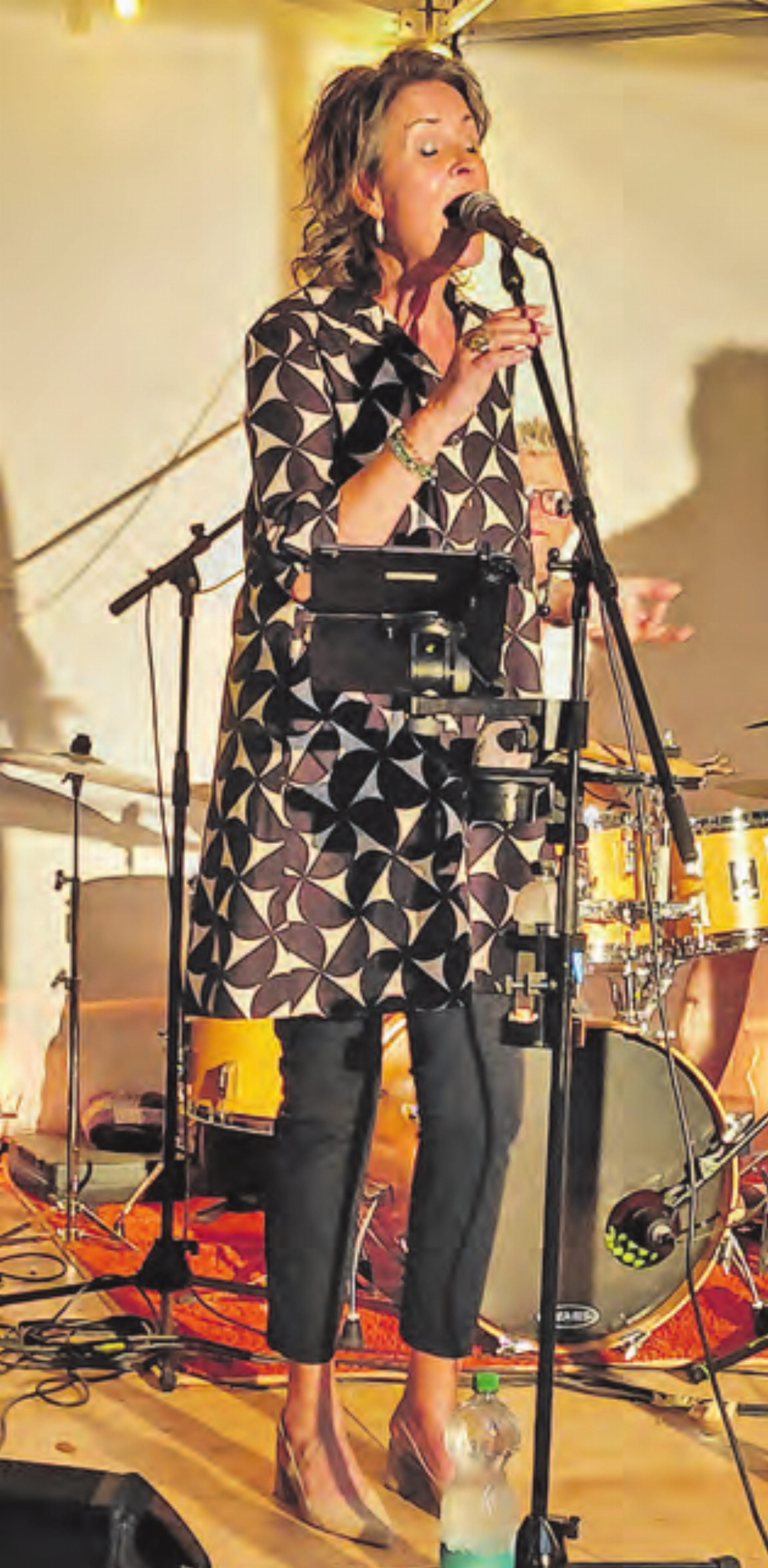 Gitte Deubelbeiss zog mit ihrem Blues, Soul und Jazz alle in ihren Bann. - Das Bild wird blockiert. – Möglicherweise durch einen aktiven Adblocker.