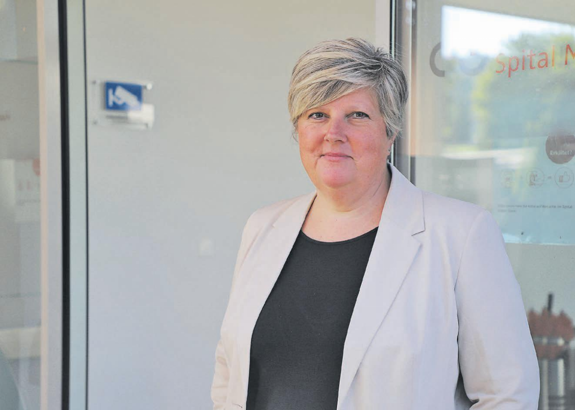 Sandra Lambroia, Direktorin des Asana Spitals Menziken, will für den Standort Menziken für eine geordnete Übergabe sorgen und wünscht sich von der Politik mehr Unterstützung für die ländlichen Regionen. (Bild: Remo Conoci) - Das Bild wird blockiert. – Möglicherweise durch einen aktiven Adblocker.