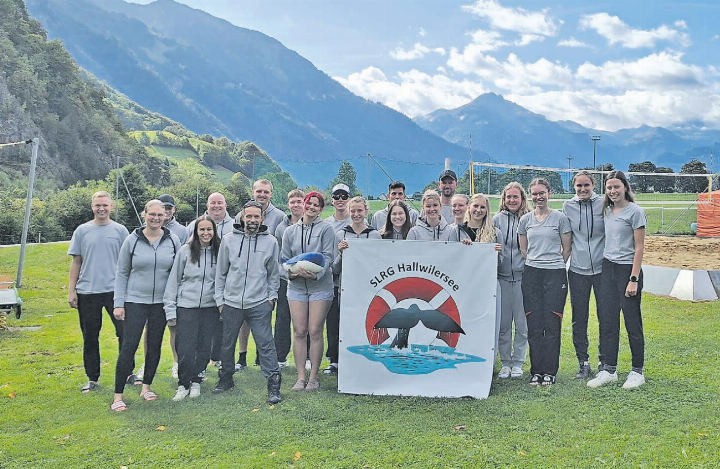 Die stolze Delegation der SLRG Hallwilersee in Netstal. (Bilder: zVg.)