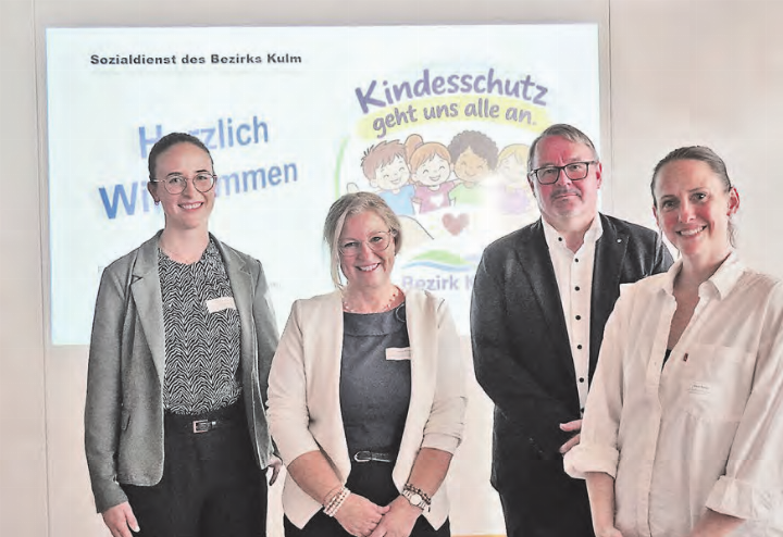 Gaben wertvolle Informationen weiter: Isabel Erismann, Daniela Strahm, Christian Märki und Karin Bürstl (v.l.). (Bild: Melanie Köchli)