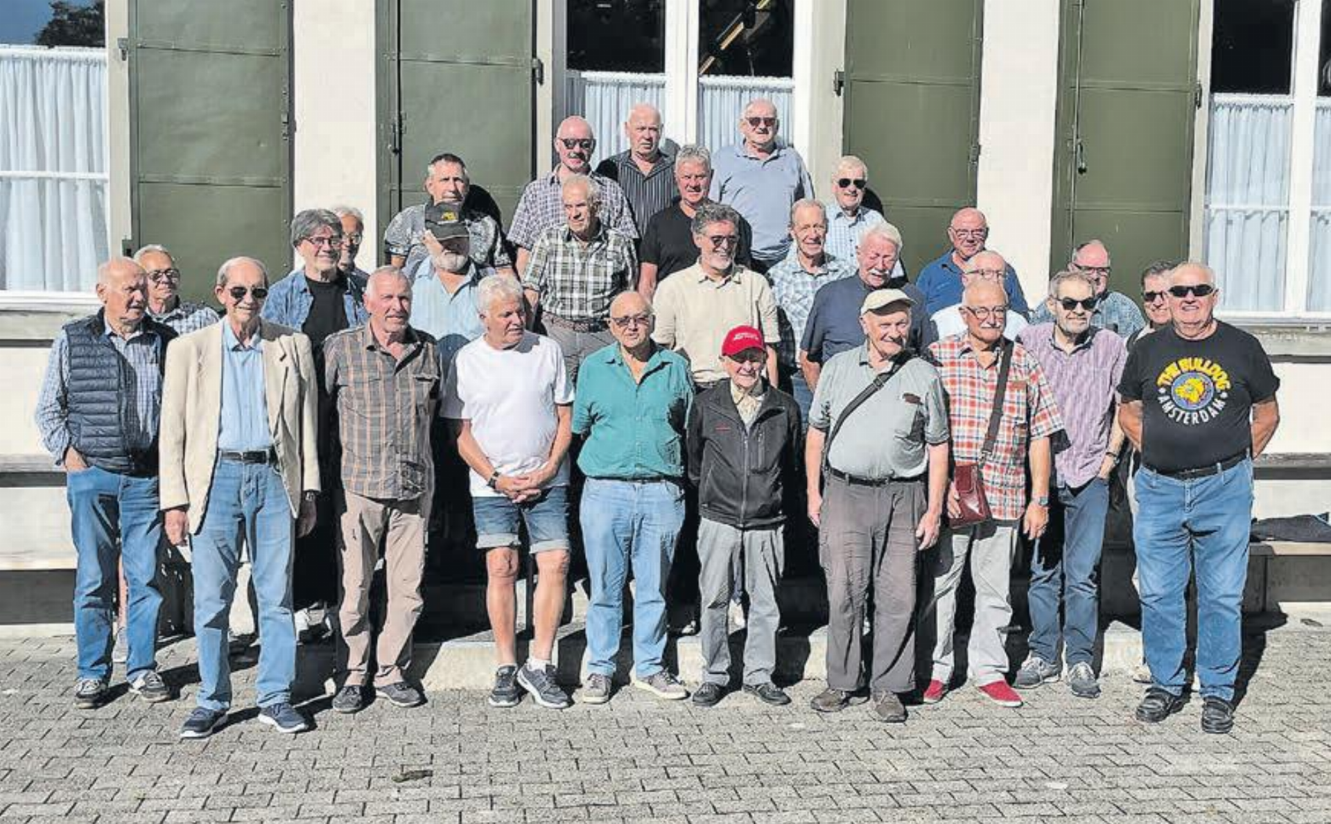 Von Heimarbeit bis maschinell: Die Teilnehmer der Männerstamm-Reise befassten sich mit der Sorntaler Textilindustrie. (Bild: zVg.) - Das Bild wird blockiert. – Möglicherweise durch einen aktiven Adblocker.