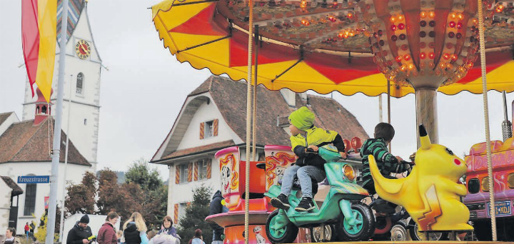 Die Kilbi Pfeffikon und Rickenbach bieten beste Gelegenheit für schöne Begegnungen und vergnügliche Stunden. (Bild: zVg.)